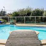 Gorgeous In בית נופש Saint-Germain-sur-Ay