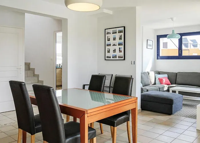 Gorgeous In 別荘 サン・ジェルマン・シュル・エ