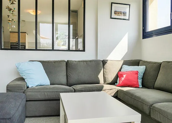 בית נופש Gorgeous In Saint-Germain-sur-Ay